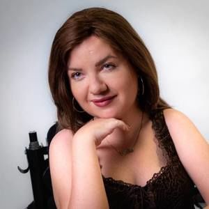 Meet your Posher, Stella